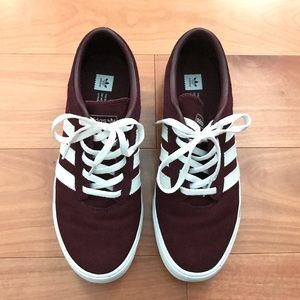 ADIDAS Sneaker, Size 7.5